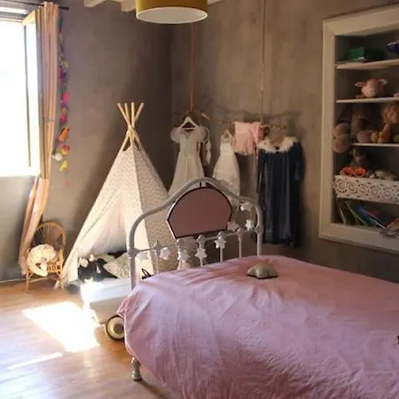 Dom wakacyjny Grande Maison Familiale 4 Ganac