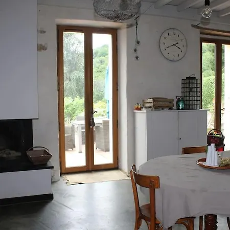 Grande Maison Familiale 4 * Ganac