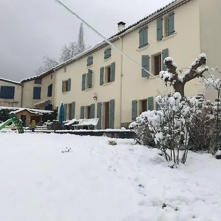 Dom wakacyjny Grande Maison Familiale 4 *