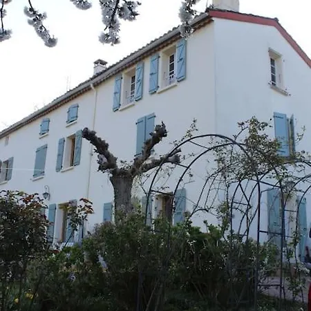 Grande Maison Familiale 4 *